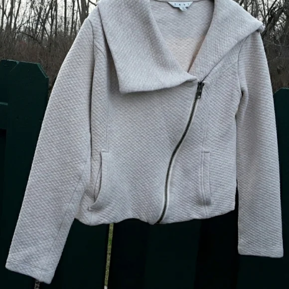 Cabi Ryder Asymmetrical Zip Quilted Moto Jacket - Picture 6 of 13